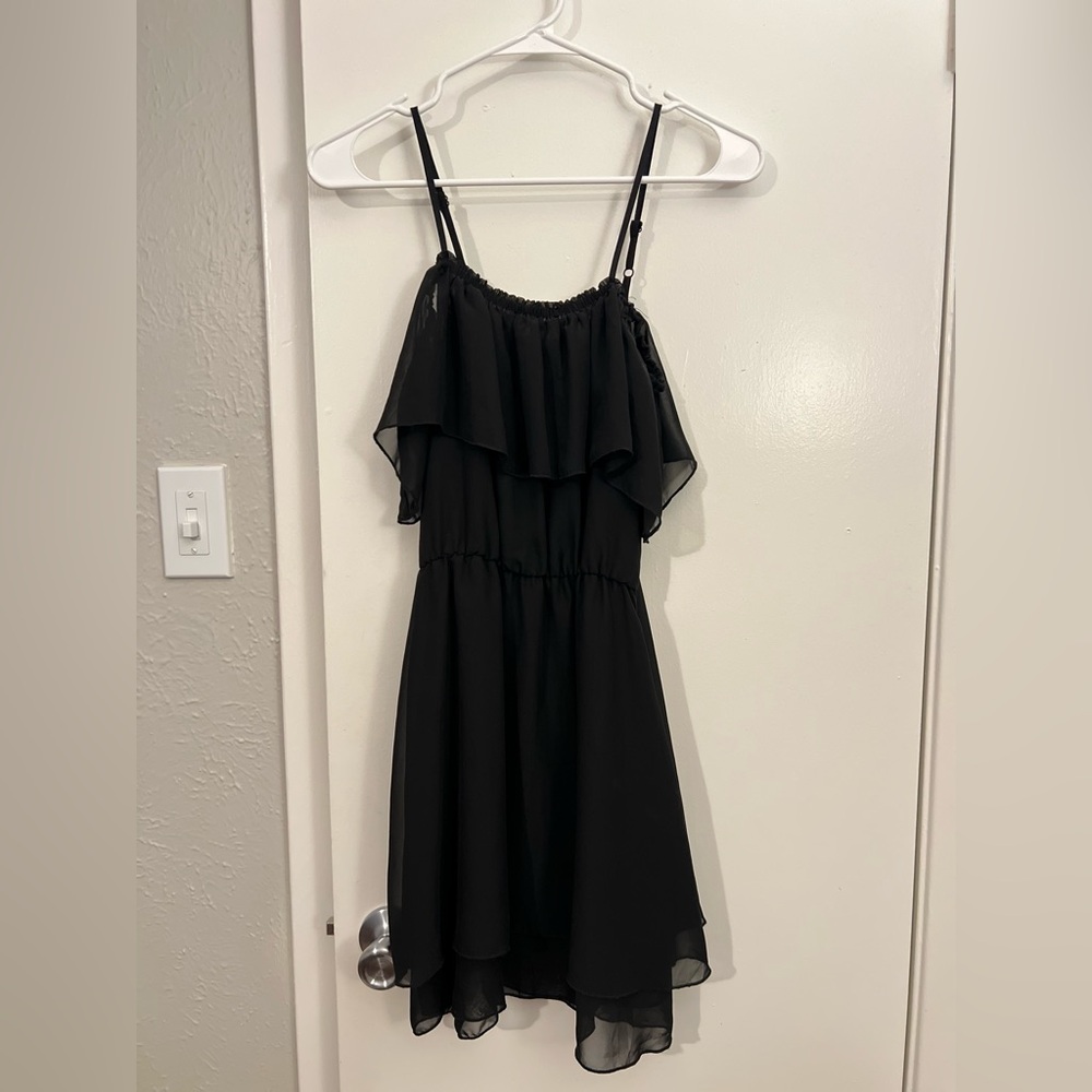 H&M Black Ruffled Dress Size 2 (XS)